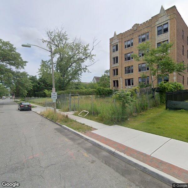 106 N Walnut St