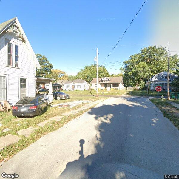 223 W Gravel St