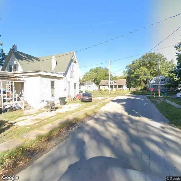 224 W Gravel St?a=1729700342