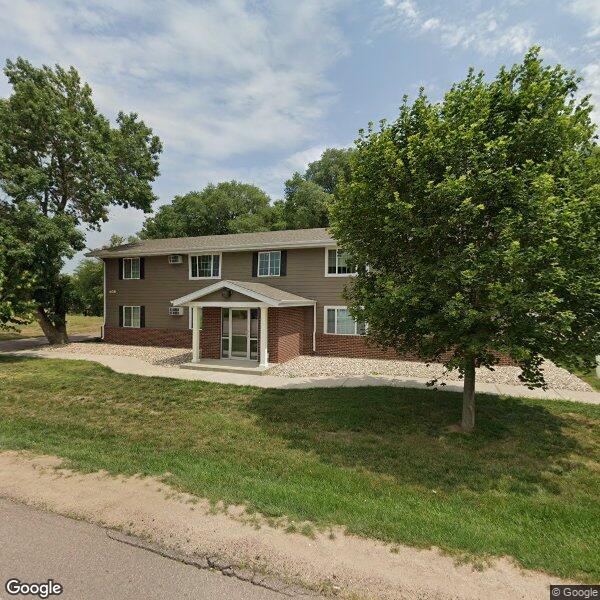 404 N West Ave