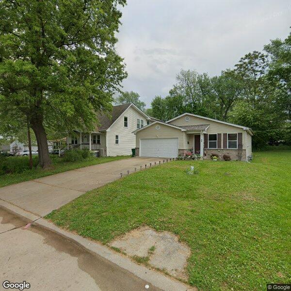 907 N Elm Ave?a=1729700843