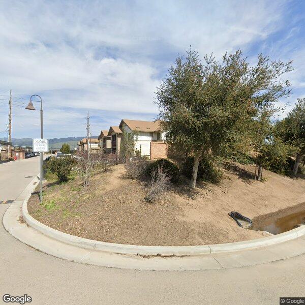 Camphora Apartments?a=1730578557