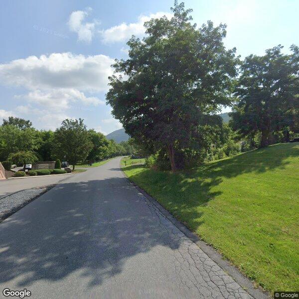 Graystone Court?a=1747971996