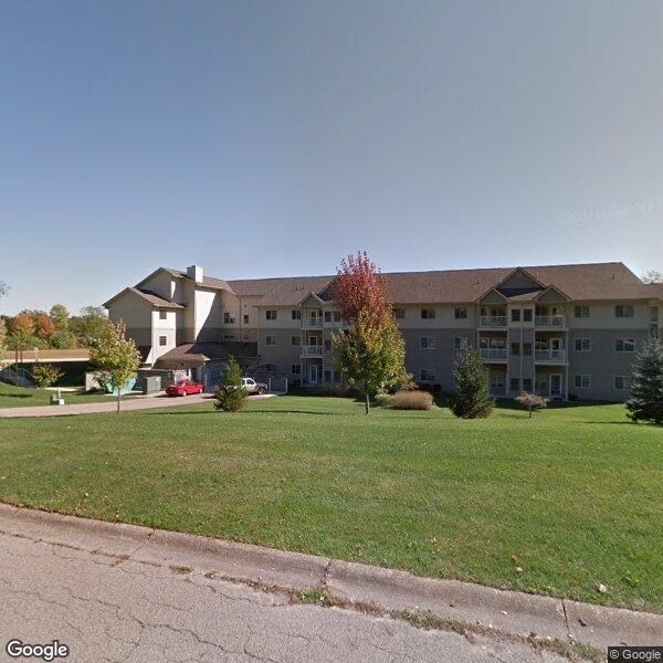 Stone Lake Manor Apartments